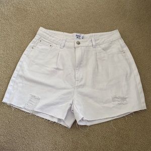 Princess polly white shorts
